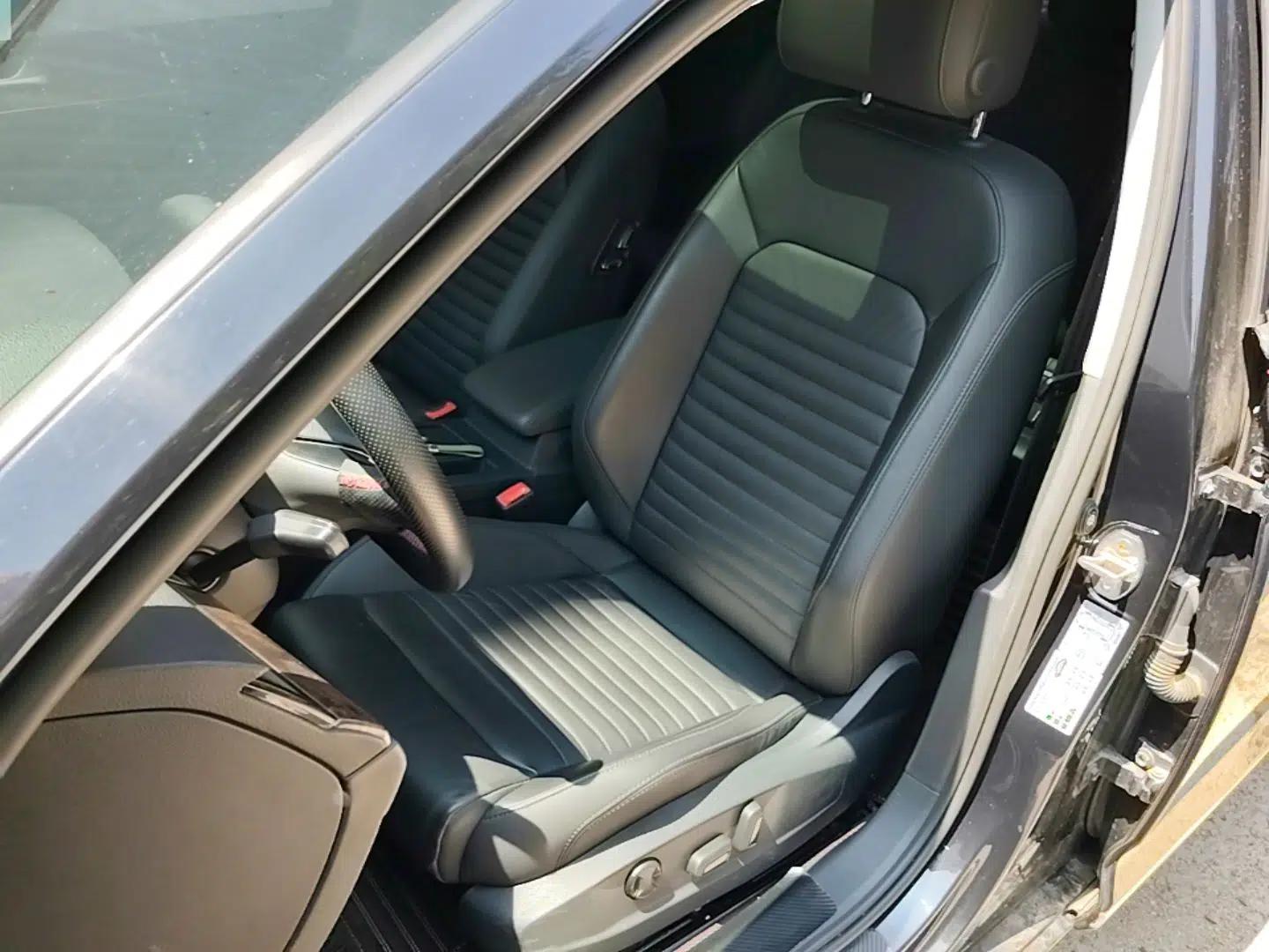 Used Volkswagen Magotan 2019 330TSI DSG Leading Model China VI Standard — миниатюра 17
