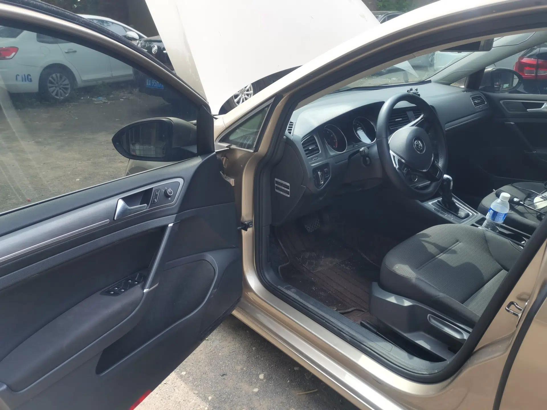 Used Volkswagen Golf 2014 1.4TSI Automatic Comfort Model — миниатюра 16