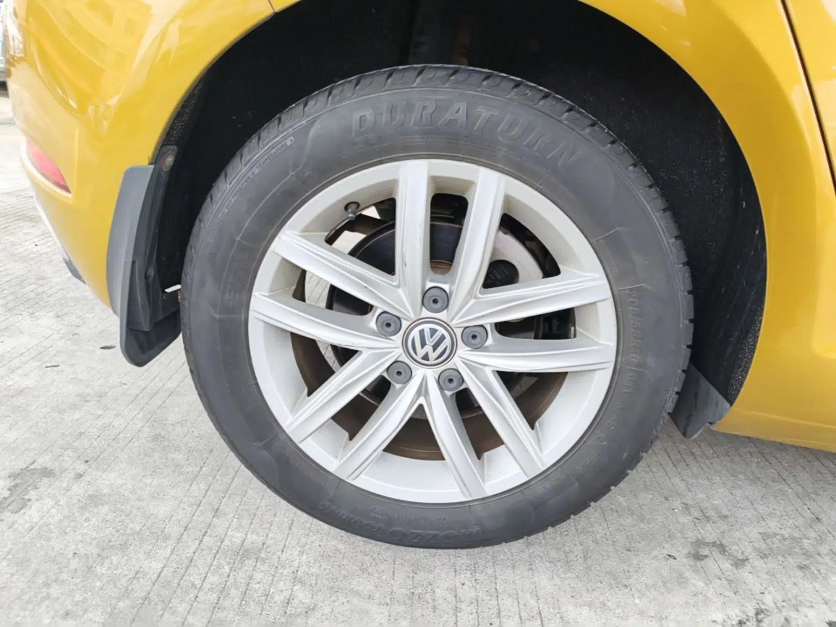 Used Volkswagen Golf 2018 1.6L Automatic Comfort Model — миниатюра 11