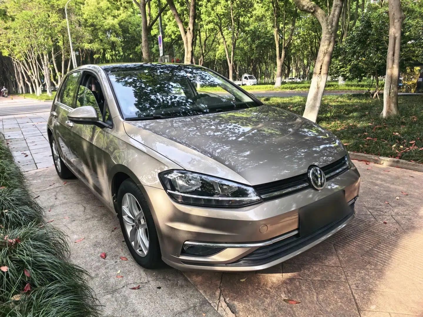 Used Volkswagen Golf 2018 1.6L Automatic Comfort Model — миниатюра 3