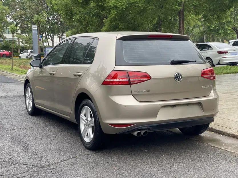 Used Volkswagen Golf 2015 1.4TSI Automatic Luxury Model — миниатюра 5