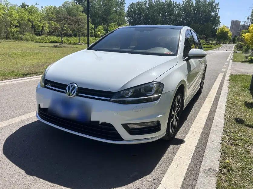 Used Volkswagen Golf 2017 280TSI Automatic R-Line Million-Vehicle Commemorative Edition — миниатюра 1