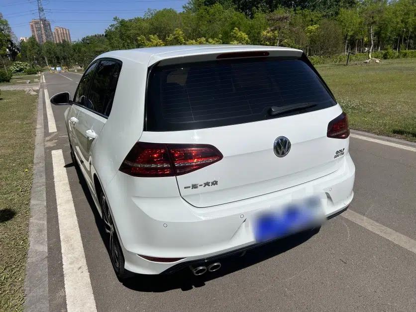 Used Volkswagen Golf 2017 280TSI Automatic R-Line Million-Vehicle Commemorative Edition — миниатюра 4