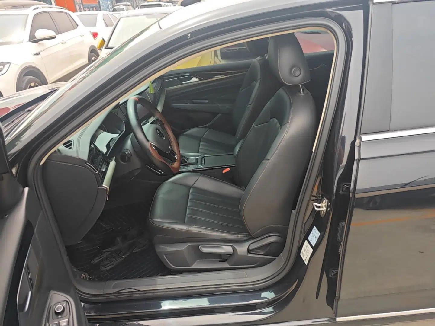 Used Volkswagen Passat 2021 280TSI Business Edition — миниатюра 22