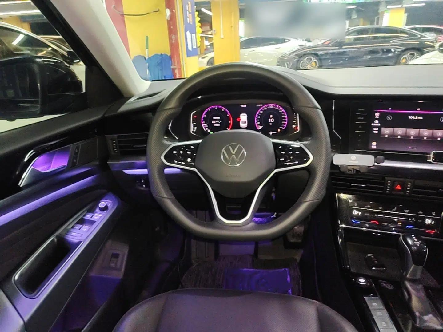 Used Volkswagen Passat 2024 380TSI Starry Elite Edition — миниатюра 13