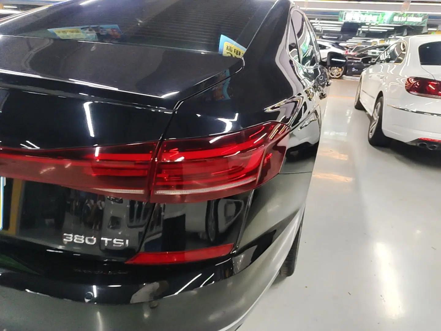 Used Volkswagen Passat 2024 380TSI Starry Elite Edition — миниатюра 9
