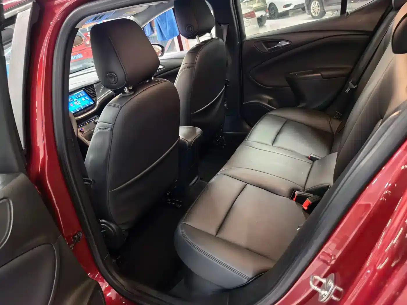 Buick Verano 2016 Hatchback 15S Automatic Entry-Level — миниатюра 7