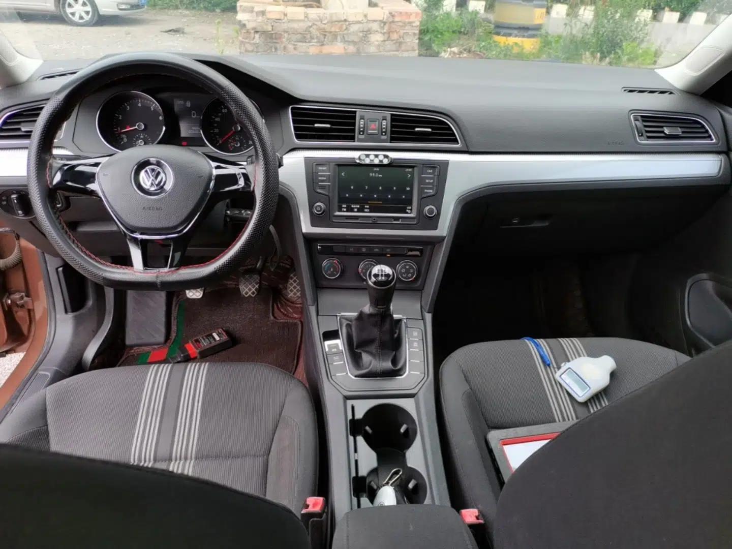 Used Volkswagen Lamando 2017 230TSI Manual Trend Edition — миниатюра 12