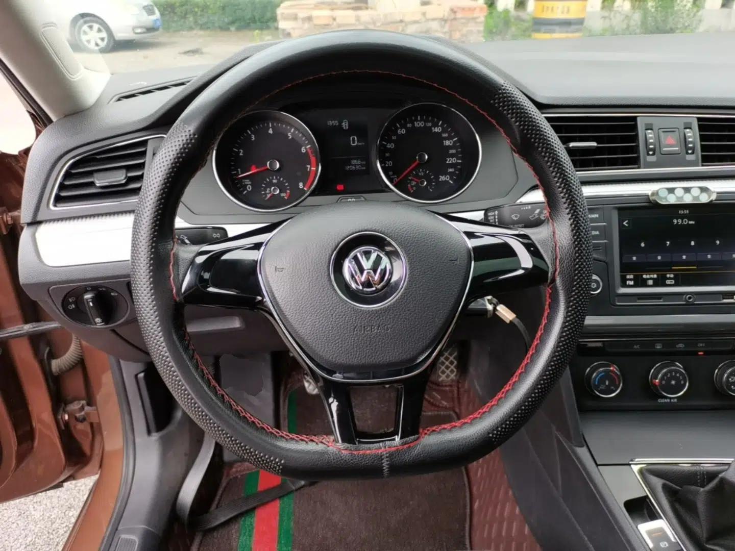 Used Volkswagen Lamando 2017 230TSI Manual Trend Edition — миниатюра 13