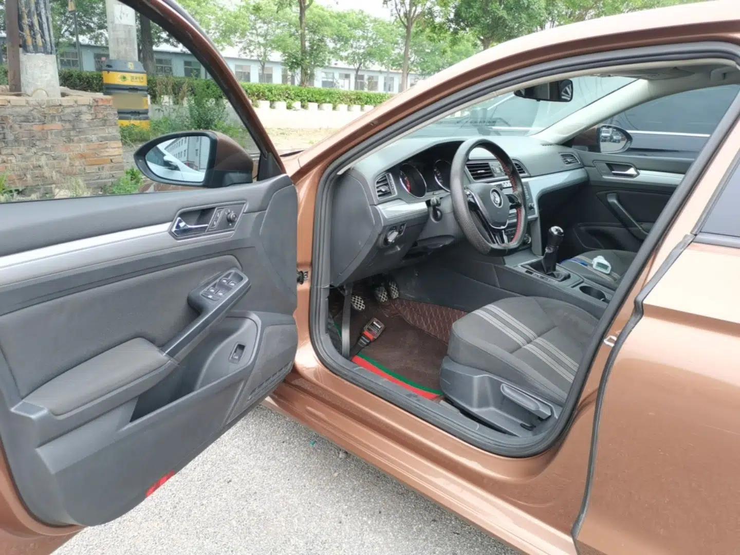 Used Volkswagen Lamando 2017 230TSI Manual Trend Edition — миниатюра 18