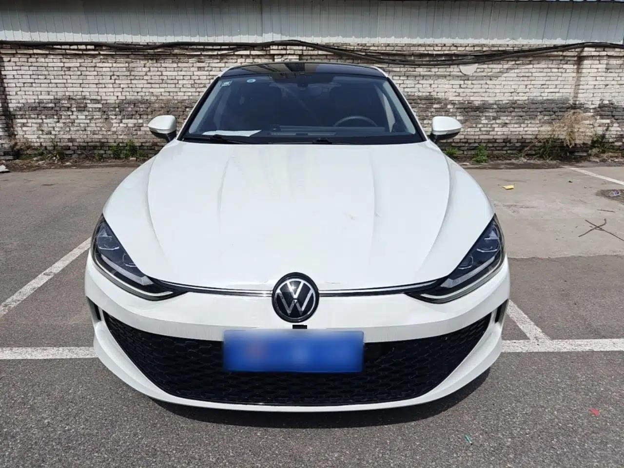 Used Volkswagen Lamando 2024 Lingdu L 200TSI DSG Trendy & Spicy Edition — миниатюра 2