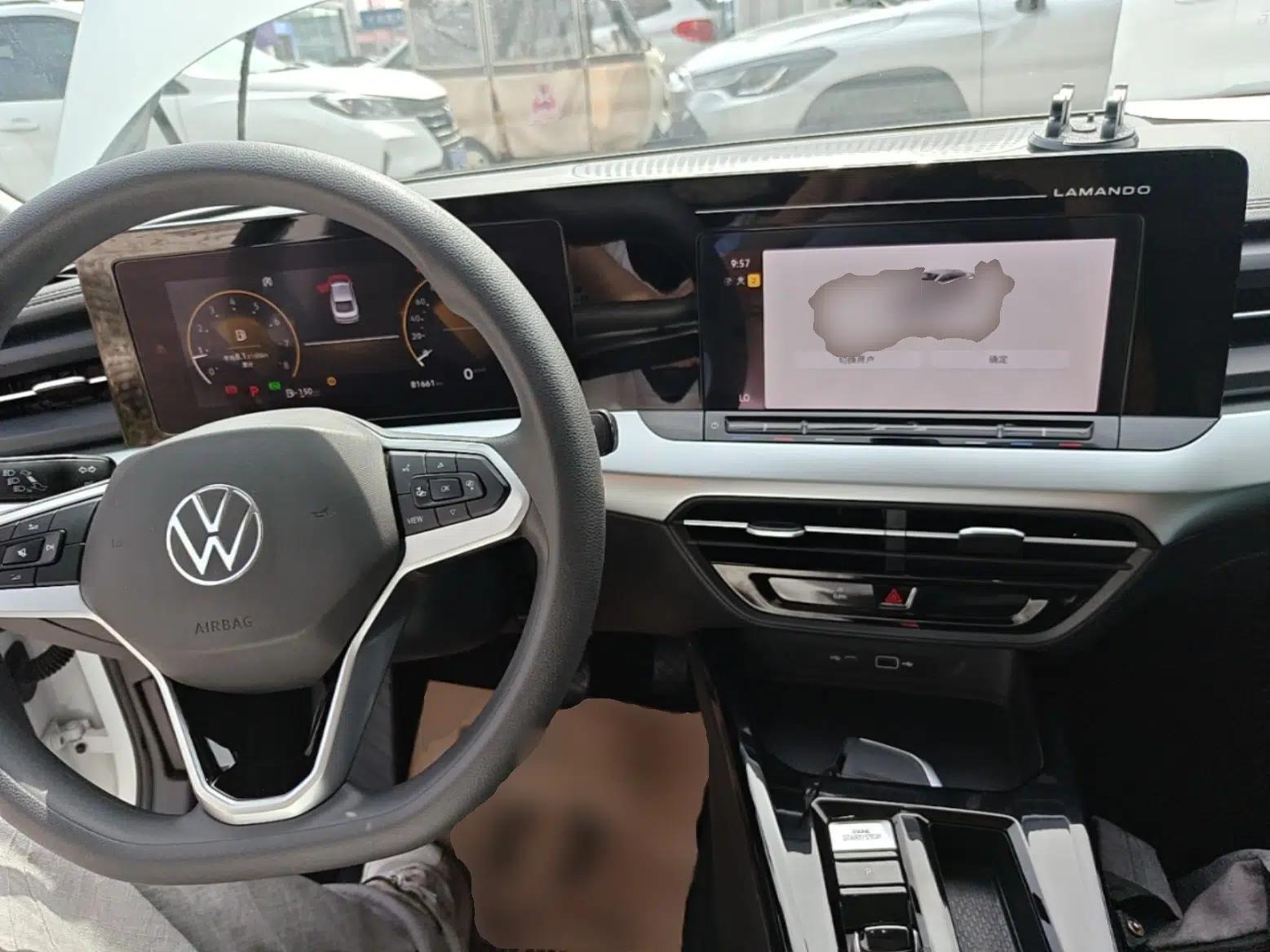 Used Volkswagen Lamando 2024 Lingdu L 200TSI DSG Trendy & Spicy Edition — миниатюра 12