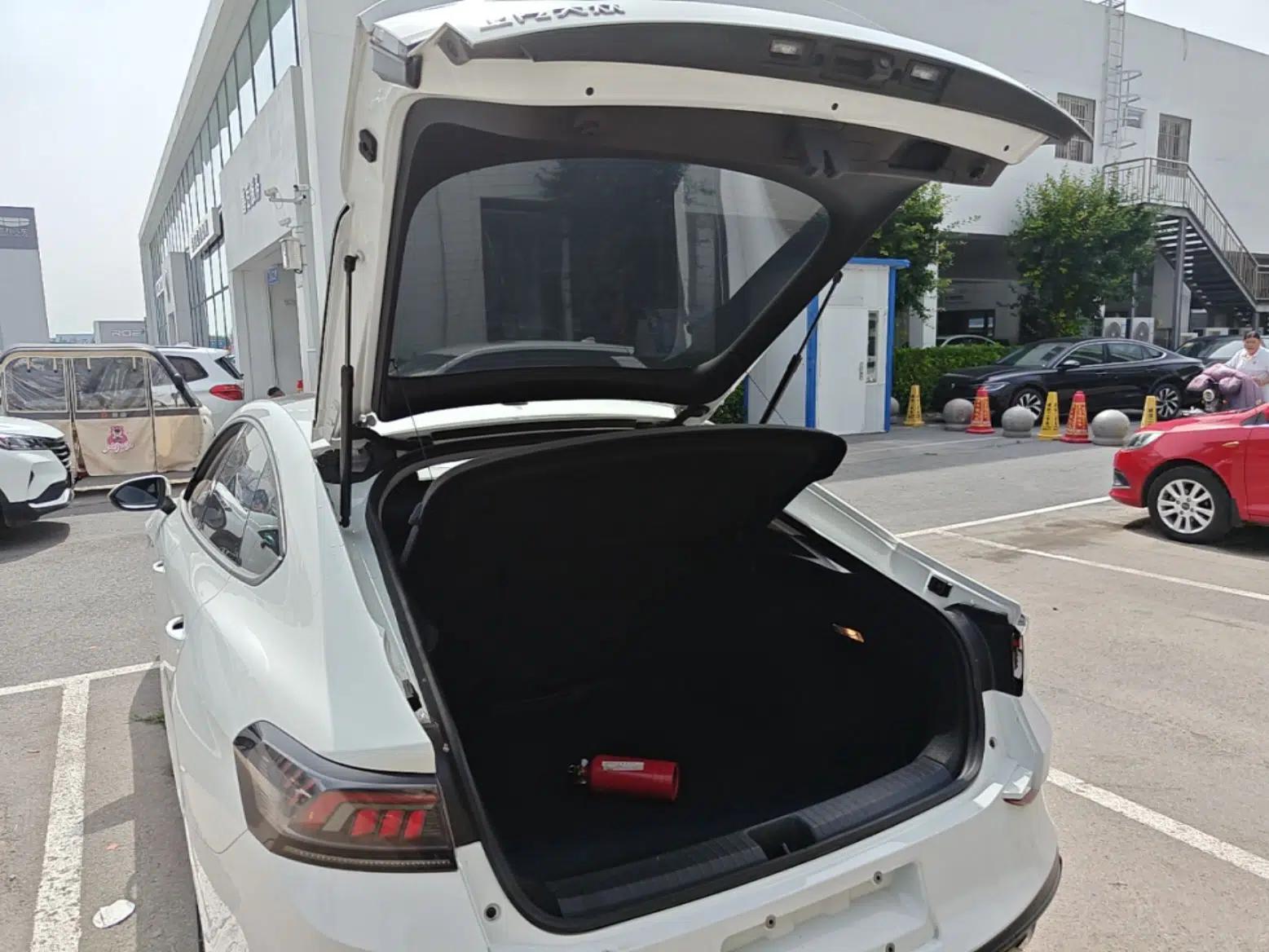 Used Volkswagen Lamando 2024 Lingdu L 200TSI DSG Trendy & Spicy Edition — миниатюра 22