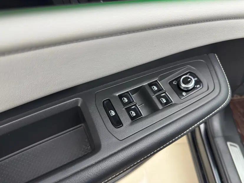 Used Volkswagen Teramont 2021 380TSI Four-Wheel Drive Prestige Luxury Edition — миниатюра 17