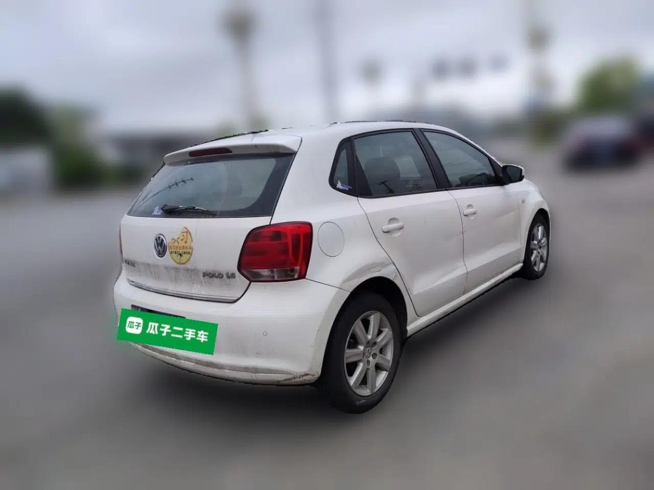 Used Volkswagen Polo 2011 1.6L Automatic ZhiShang Version — миниатюра 6
