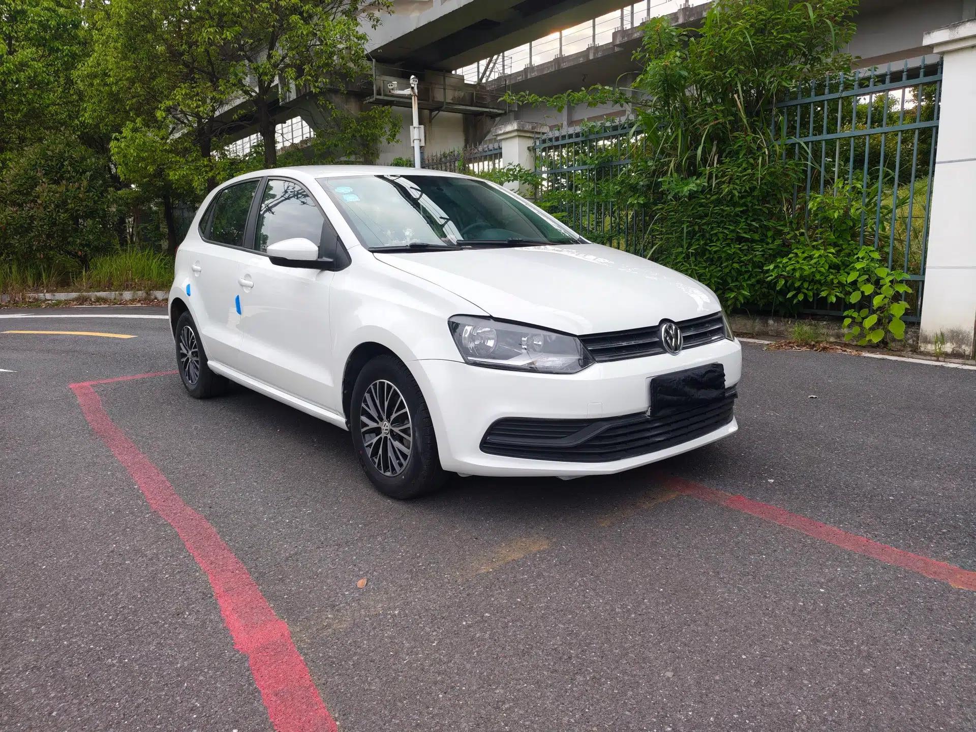 Used Volkswagen Polo 2016 1.4L Automatic Trendy Model — миниатюра 16