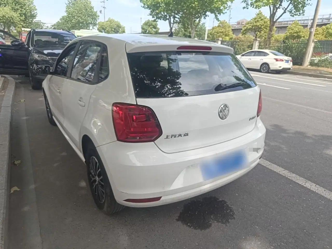 Used Volkswagen Polo 2016 1.4L Automatic Trendy Model — миниатюра 4