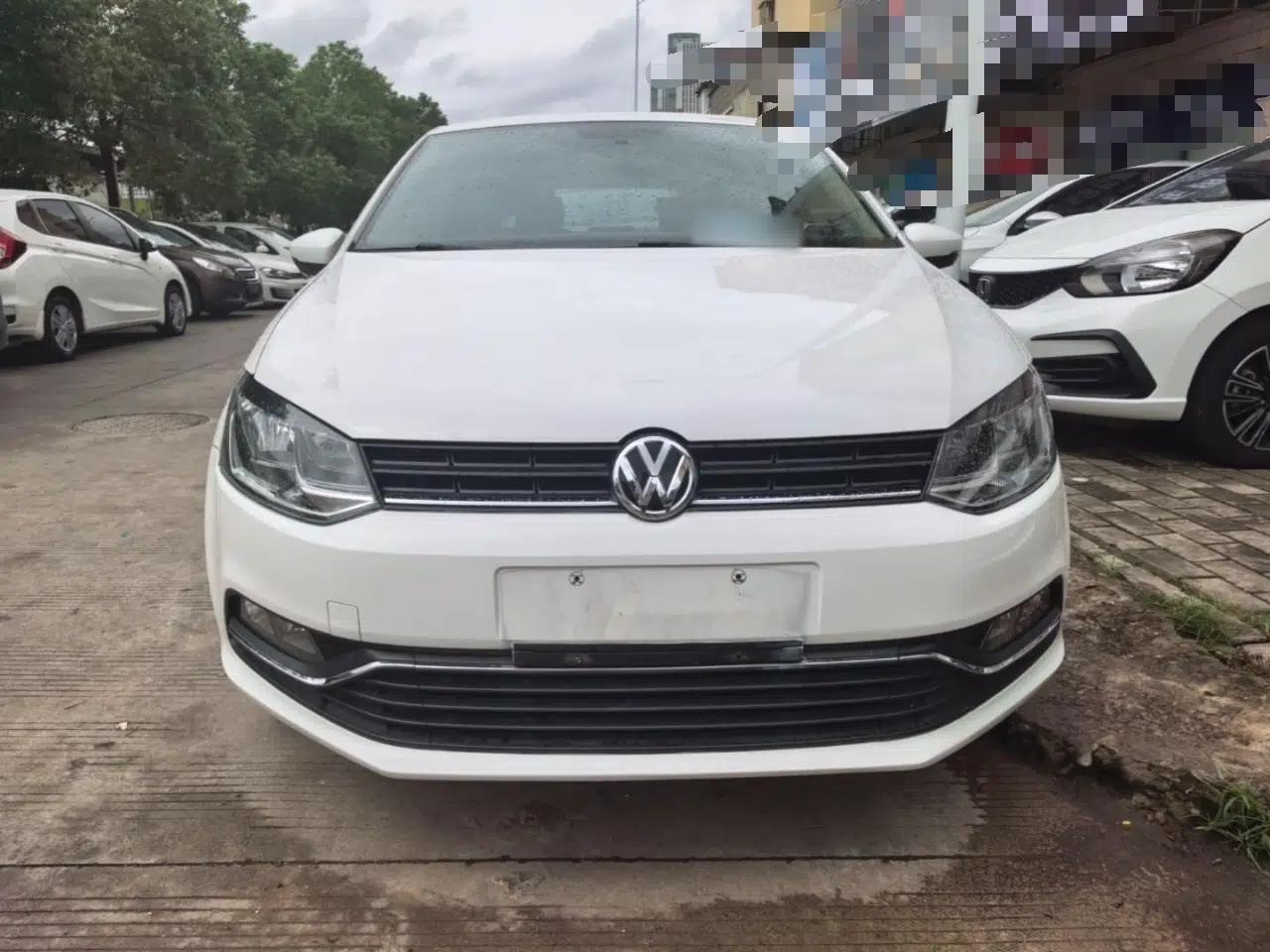 Used Volkswagen Polo 2016 1.6L Automatic Comfort Model — миниатюра 2