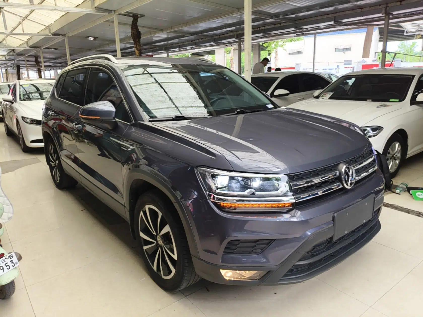Used Volkswagen Tharu 2020 280TSI Two-Wheel Drive Luxury Edition China VI Standard — миниатюра 3