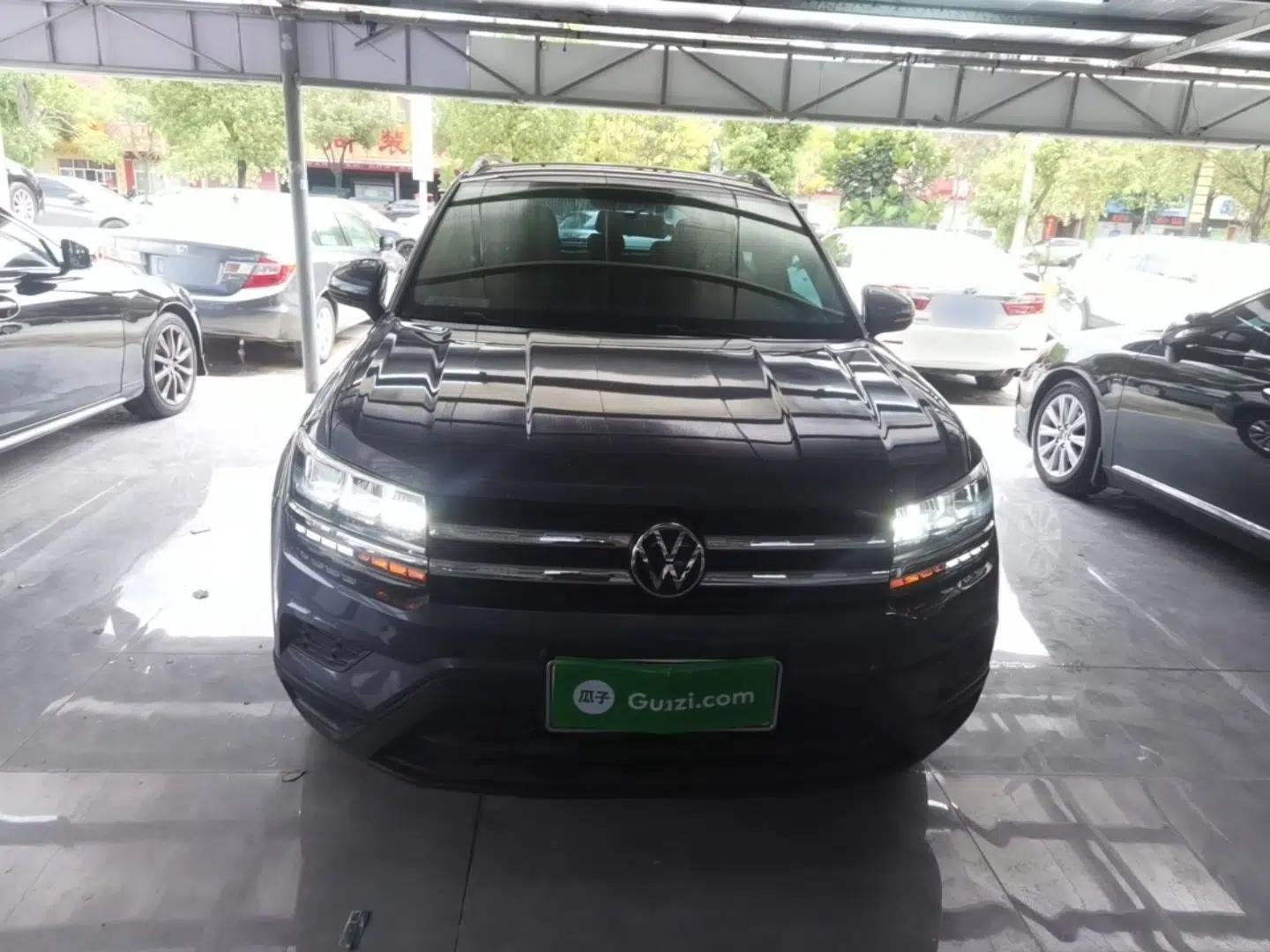 Used Volkswagen Tharu 2021 280TSI Two-Wheel Drive Trend Edition — миниатюра 2