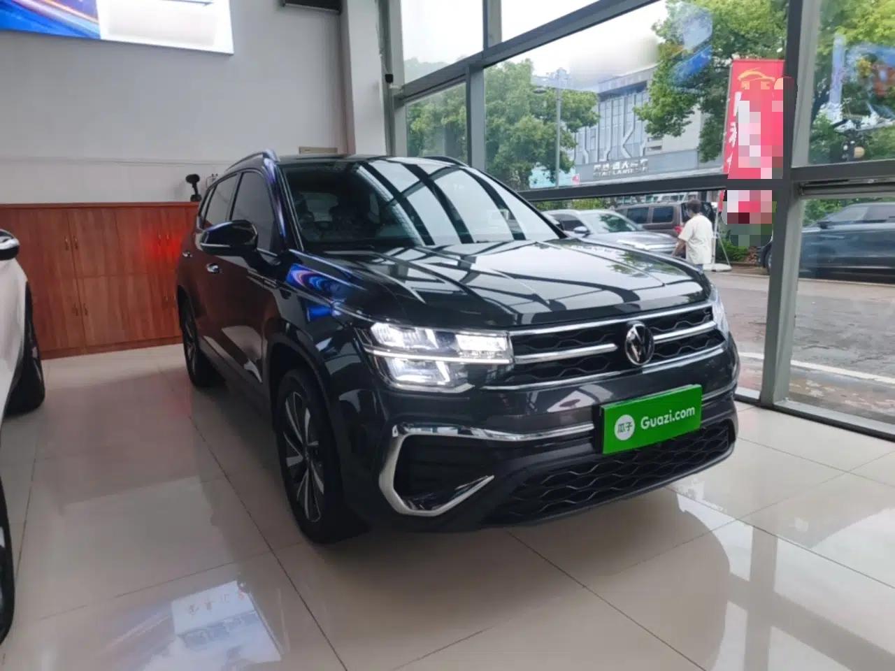 Used Volkswagen Tharu 2023 300TSI Two-Wheel-Drive Moonlight Edition — миниатюра 3