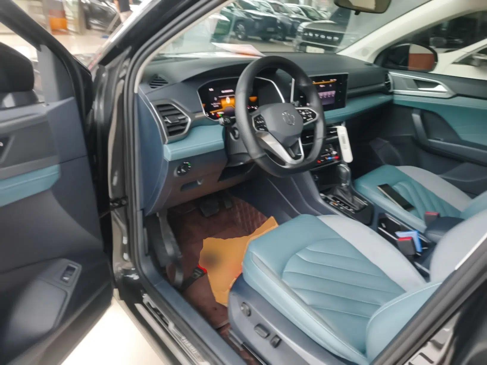 Used Volkswagen Tharu 2023 300TSI Two-Wheel-Drive Moonlight Edition — миниатюра 23