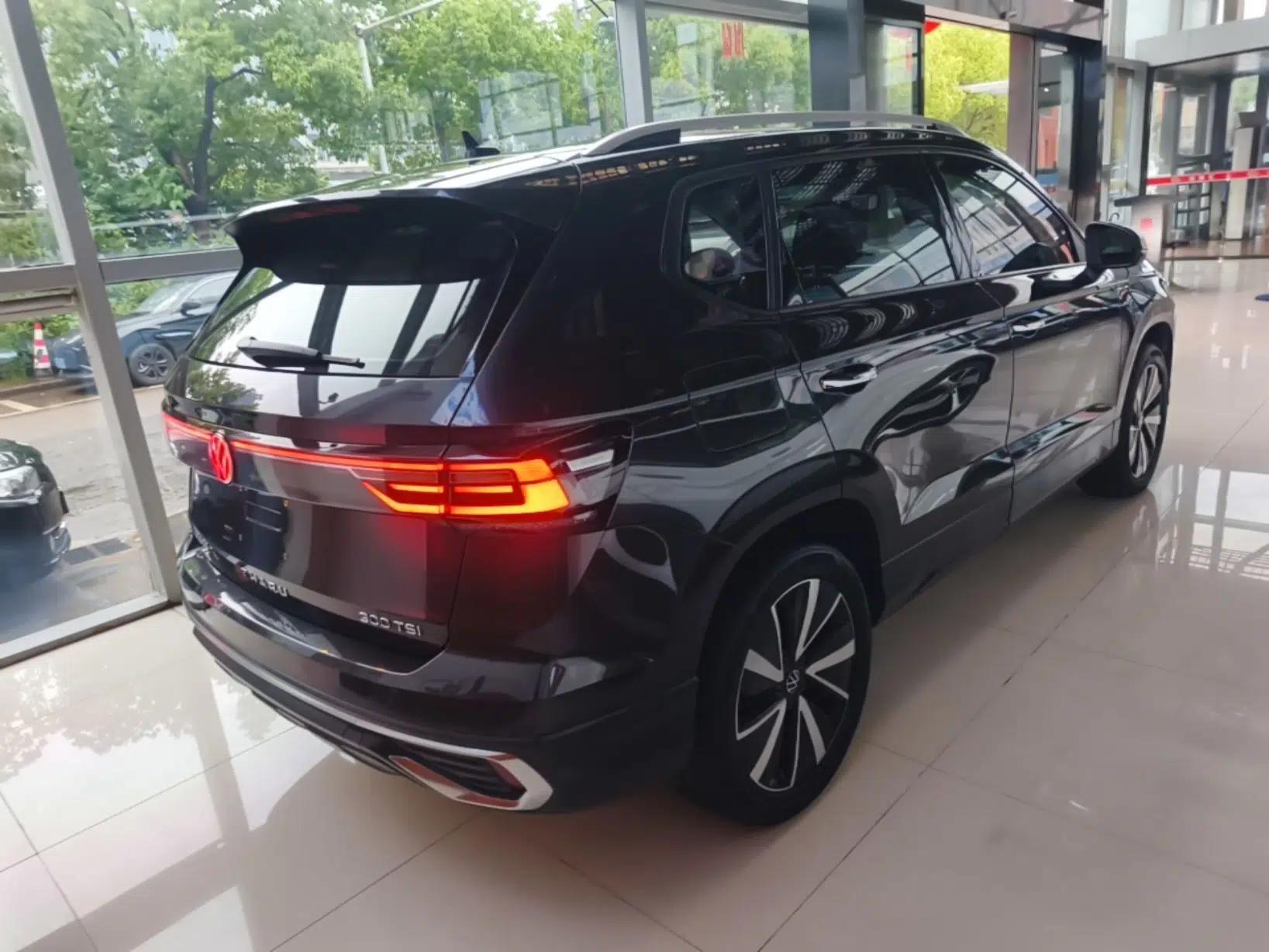 Used Volkswagen Tharu 2023 300TSI Two-Wheel-Drive Moonlight Edition — миниатюра 6