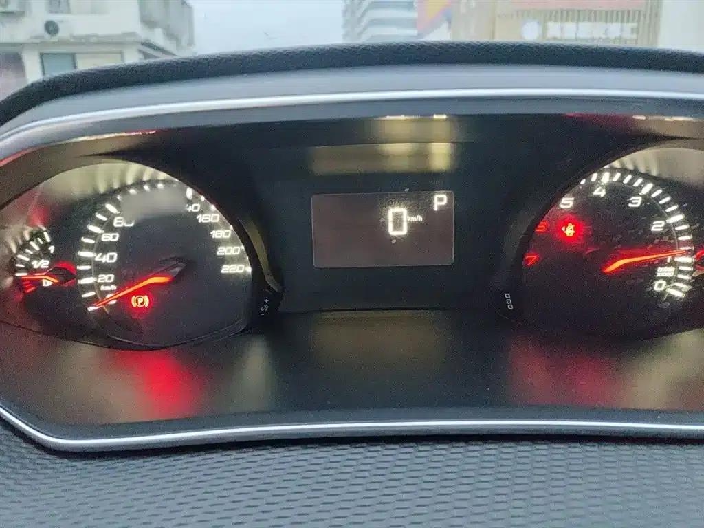 Peugeot 308 2019 230THP Automatic Luxury Edition (China VI Emission Standard) — миниатюра 4