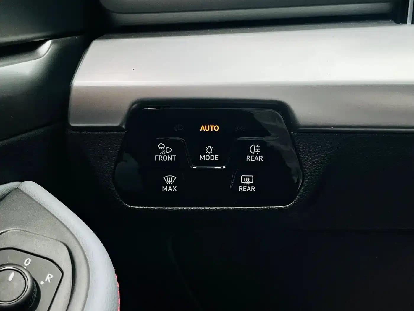 Lamando 2024 Lamando L 280TSI DSG Hot Edition — миниатюра 13