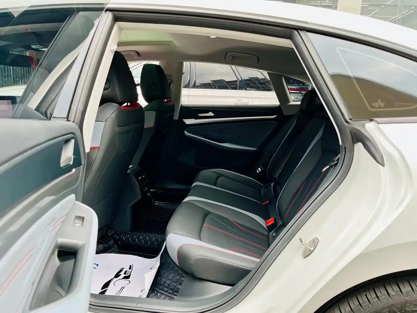 Lamando 2024 Lamando L 280TSI DSG Hot Edition — миниатюра 7
