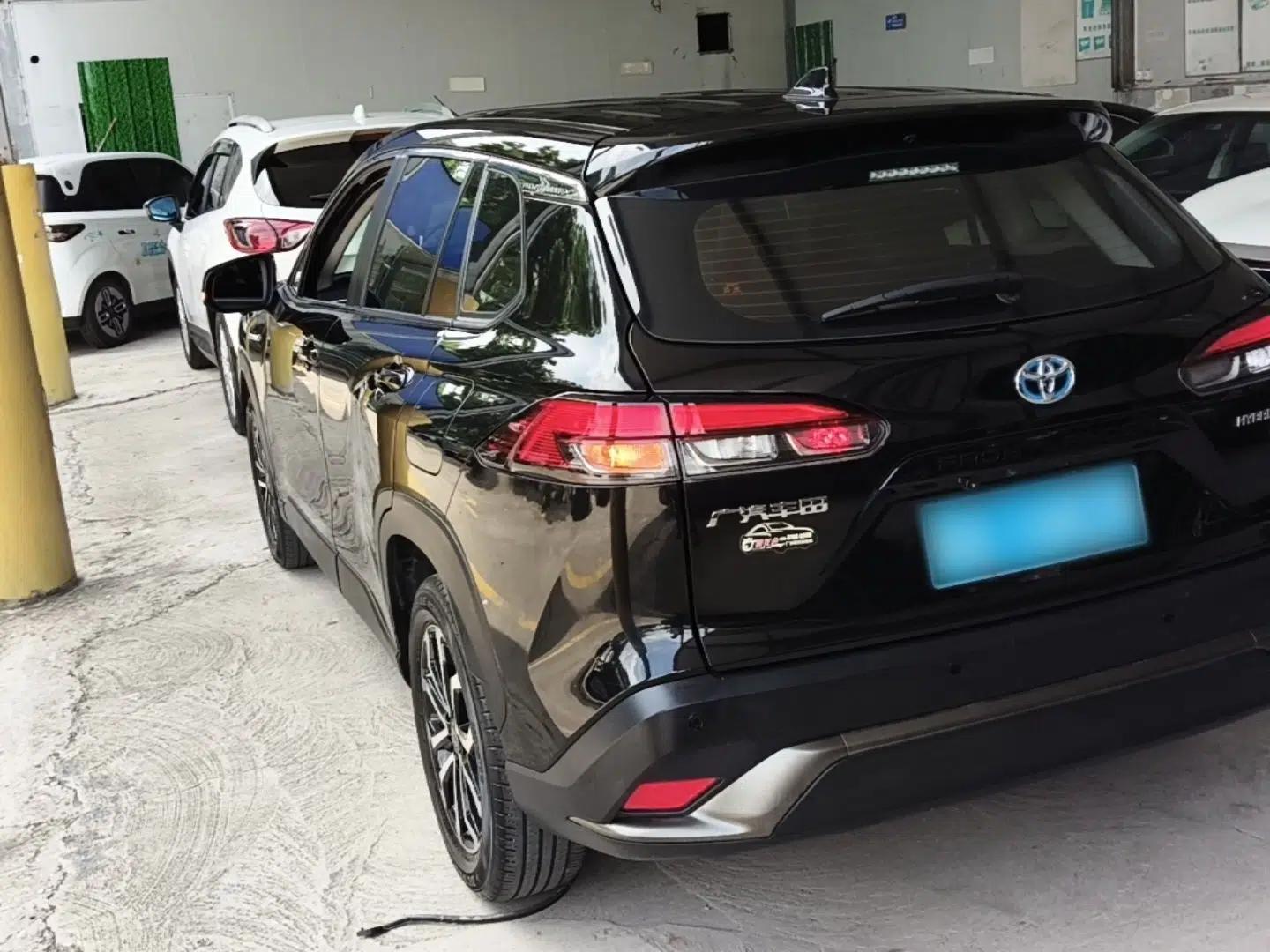 Used Toyota FRONTLANDER 2023 2.0L Smart Electric Hybrid Dual-Engine Luxury Edition — миниатюра 4