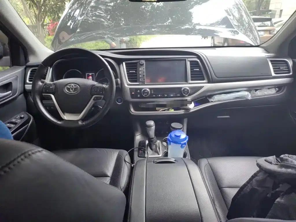 2018 Toyota Highlander 2.0T AWD Luxury 7-seater (China VI Emission Standard) — миниатюра 13