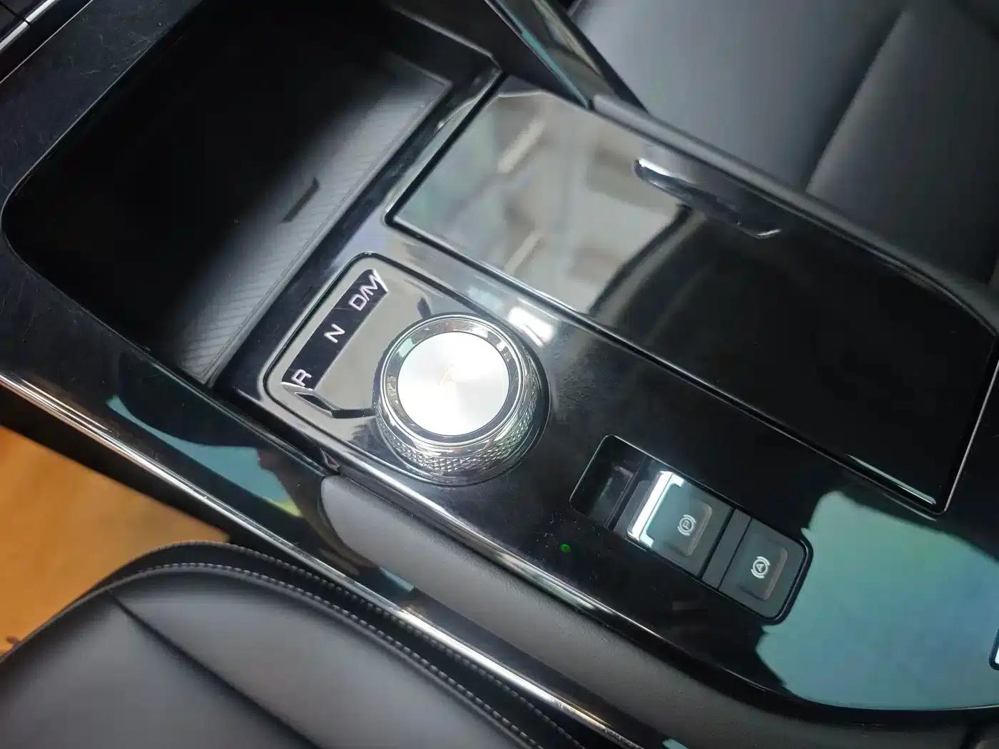 Haval H6 2021 Model, Third Generation, 2.0T Automatic Four-Wheel Drive Max — миниатюра 16