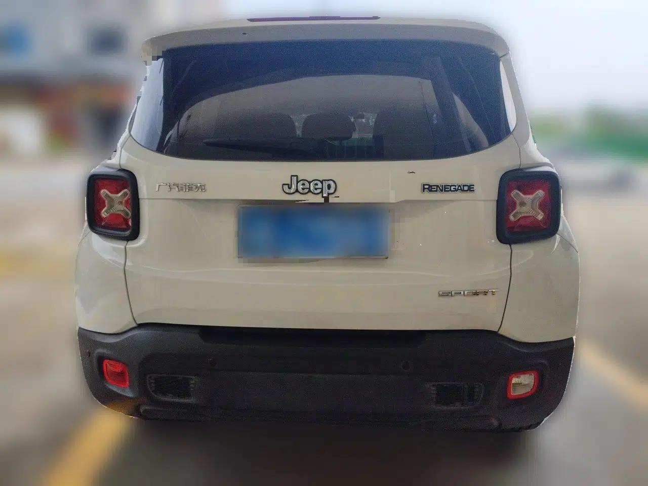 Used Jeep Renegade 2017 180T Automatic Kinetic Edition+ — миниатюра 5