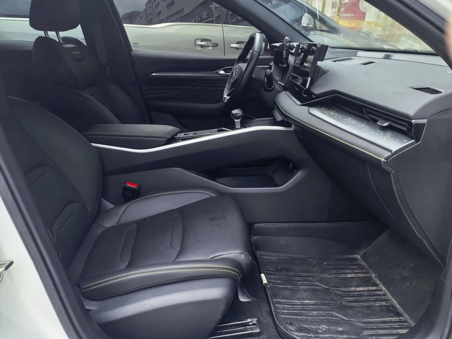 Used Geely Auto Preface 2023 1.5TD Fuyao Version — миниатюра 18
