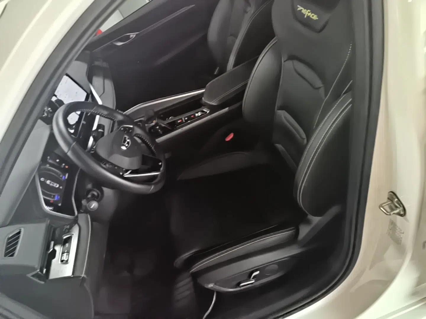 Used Geely Auto Preface 2023 1.5TD Fuyao Version — миниатюра 29