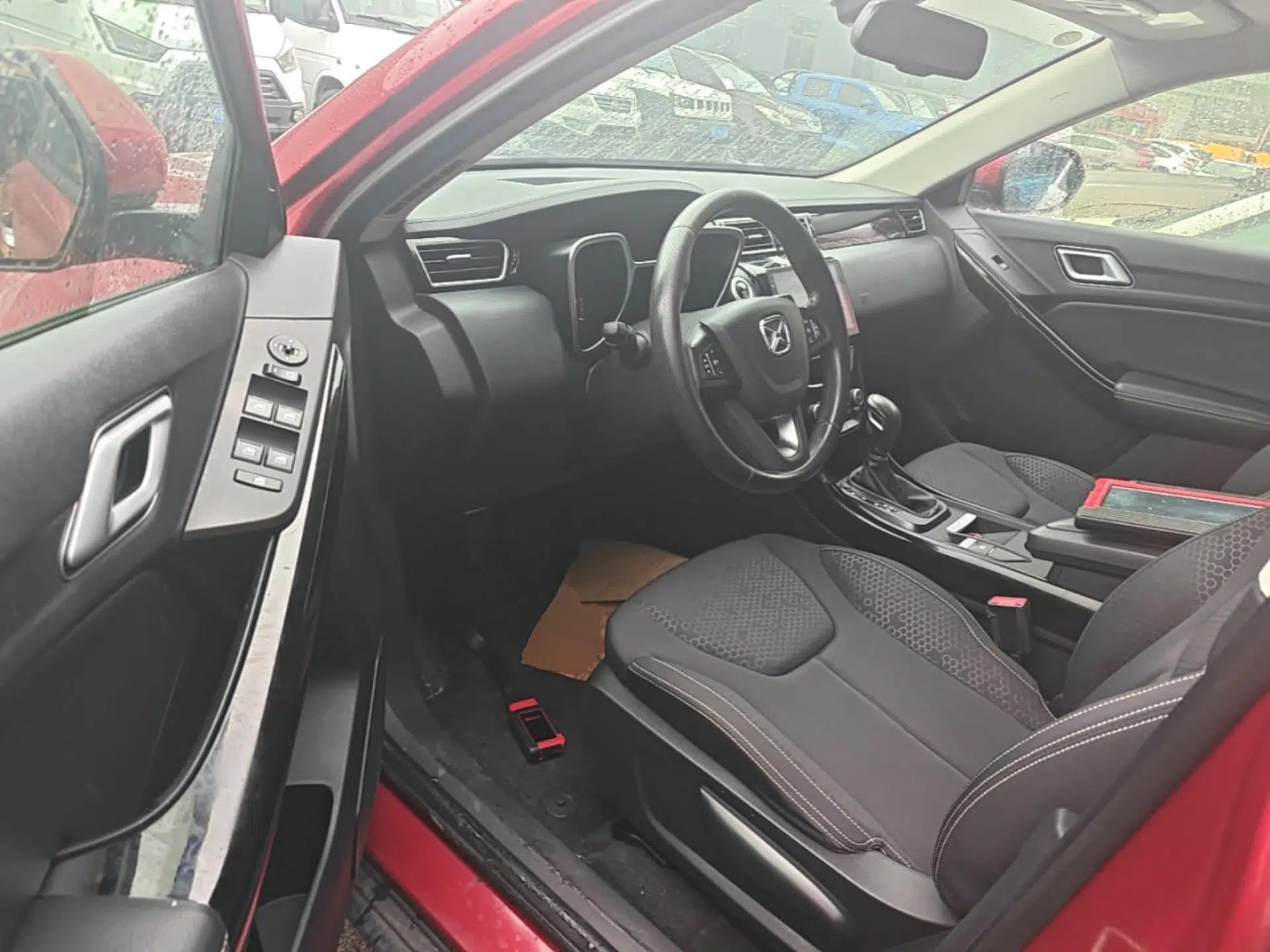 Used JMC Yusheng S330 2016 1.5L GTDi Automatic Two-Wheel Drive Comfort Edition — миниатюра 18