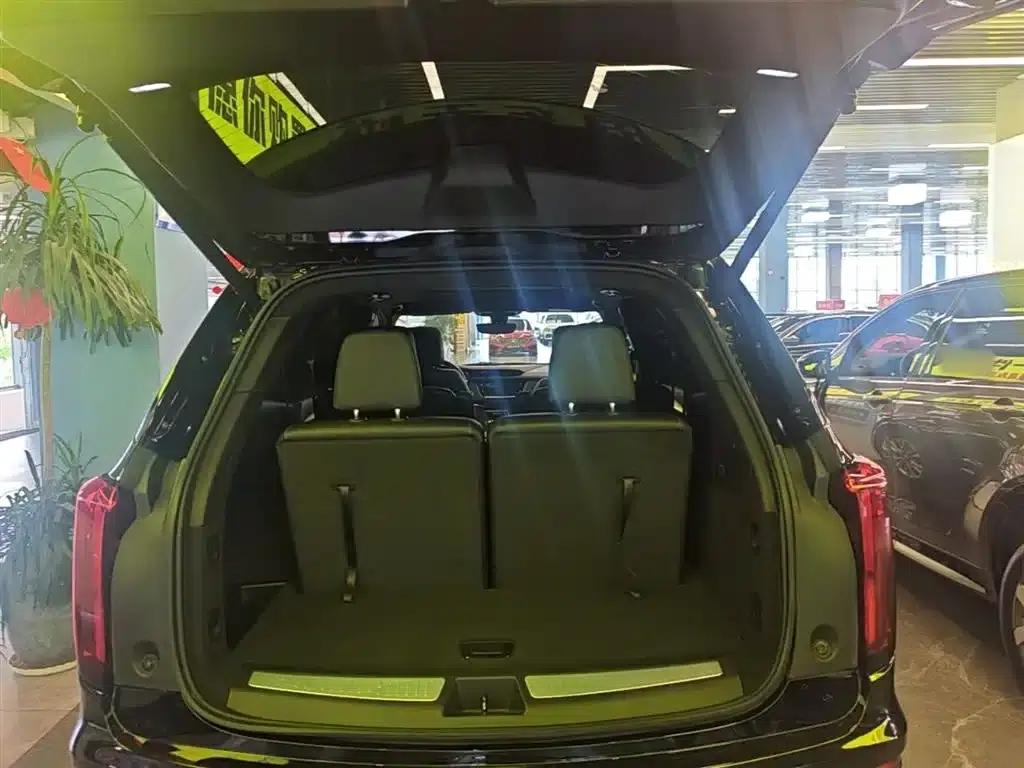 Cadillac XT6 2021 28T Six-Seat Luxury Edition — миниатюра 19