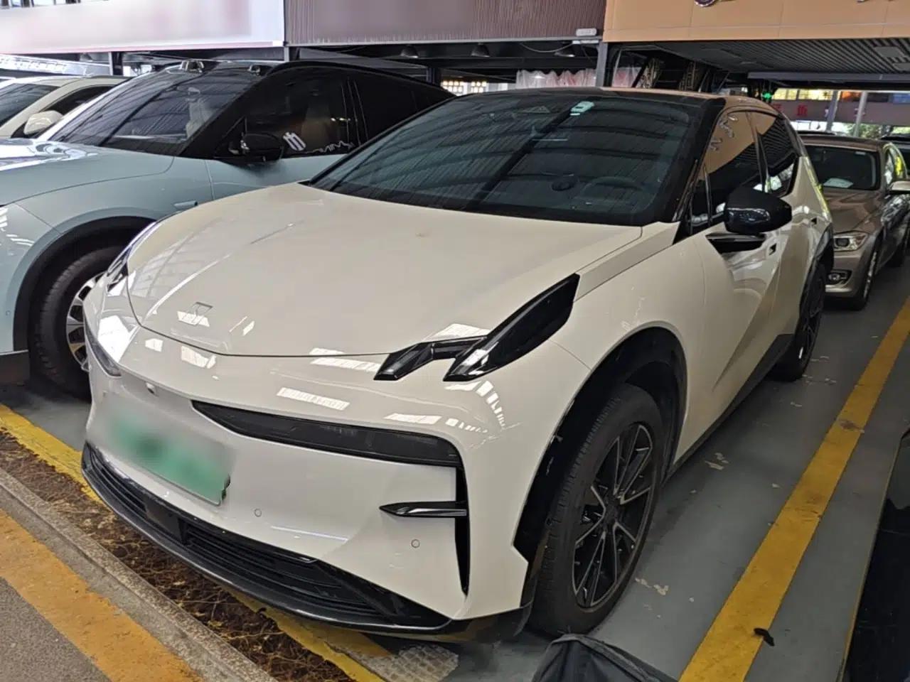 Used Zeekr X 2023 Rear-Drive YOU Edition 4 Seats — миниатюра 1