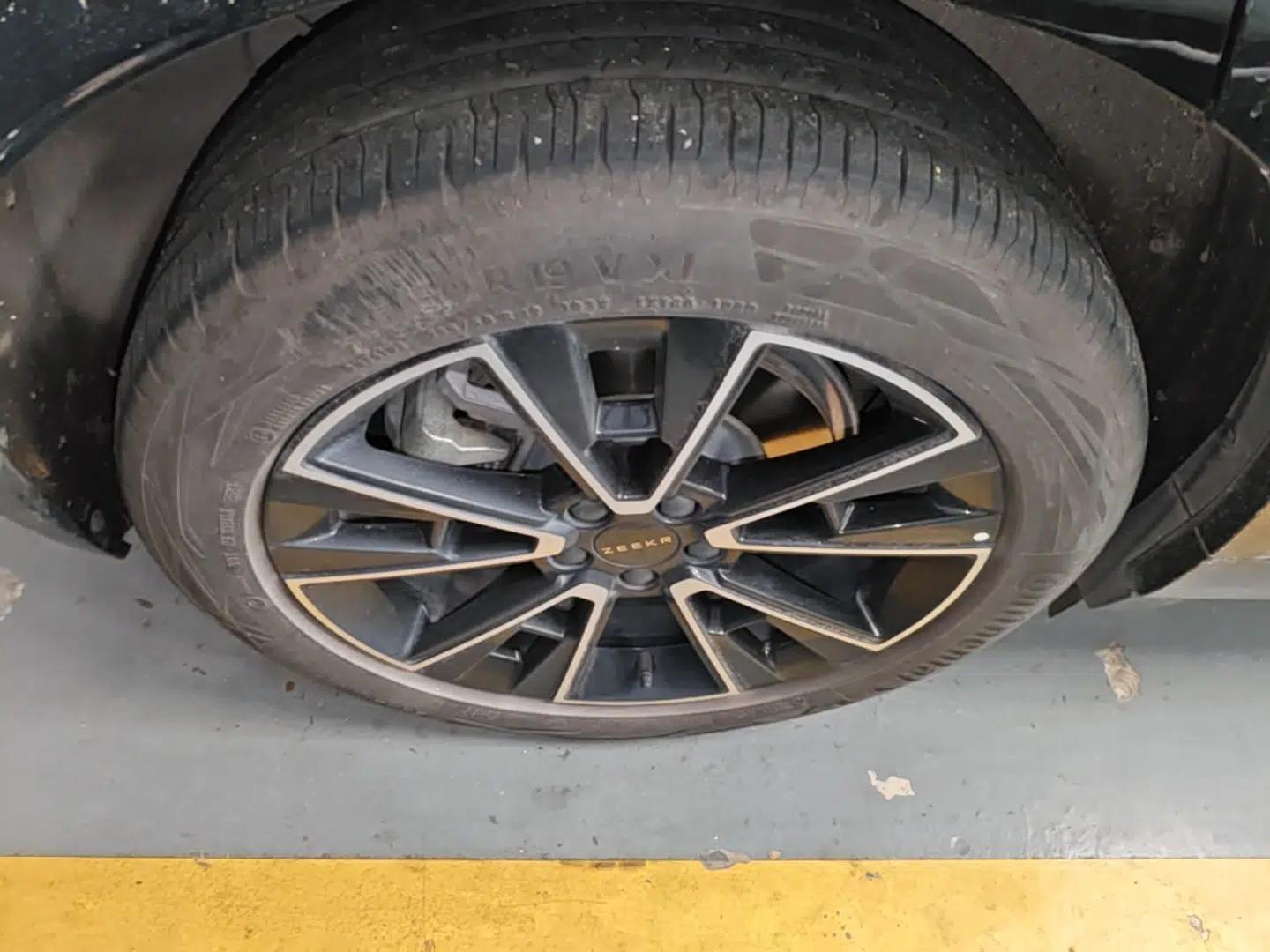 Used Zeekr X 2023 Rear-Drive YOU Edition 4 Seats — миниатюра 11