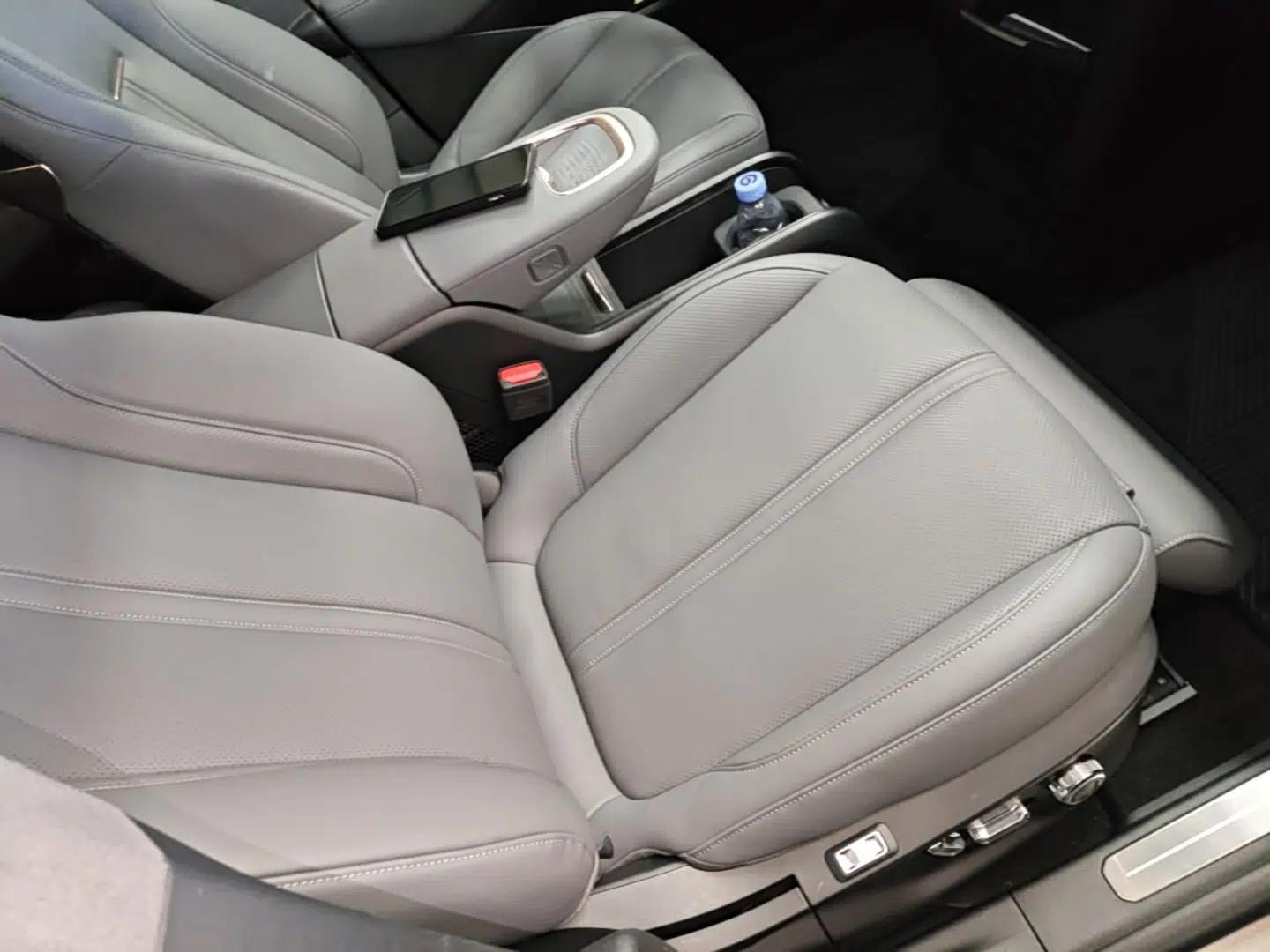 Used Zeekr X 2023 Rear-Drive YOU Edition 4 Seats — миниатюра 19
