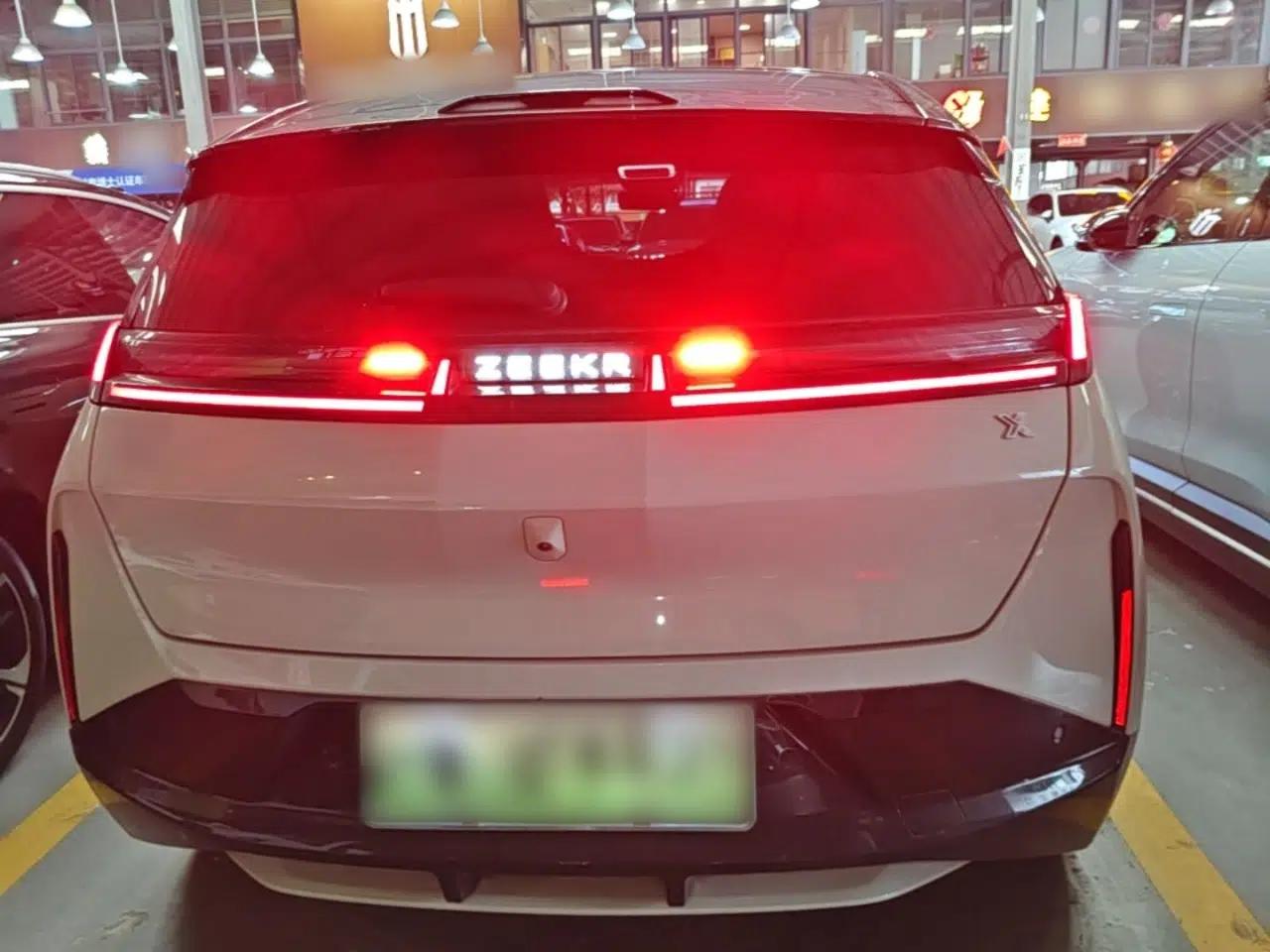 Used Zeekr X 2023 Rear-Drive YOU Edition 4 Seats — миниатюра 5