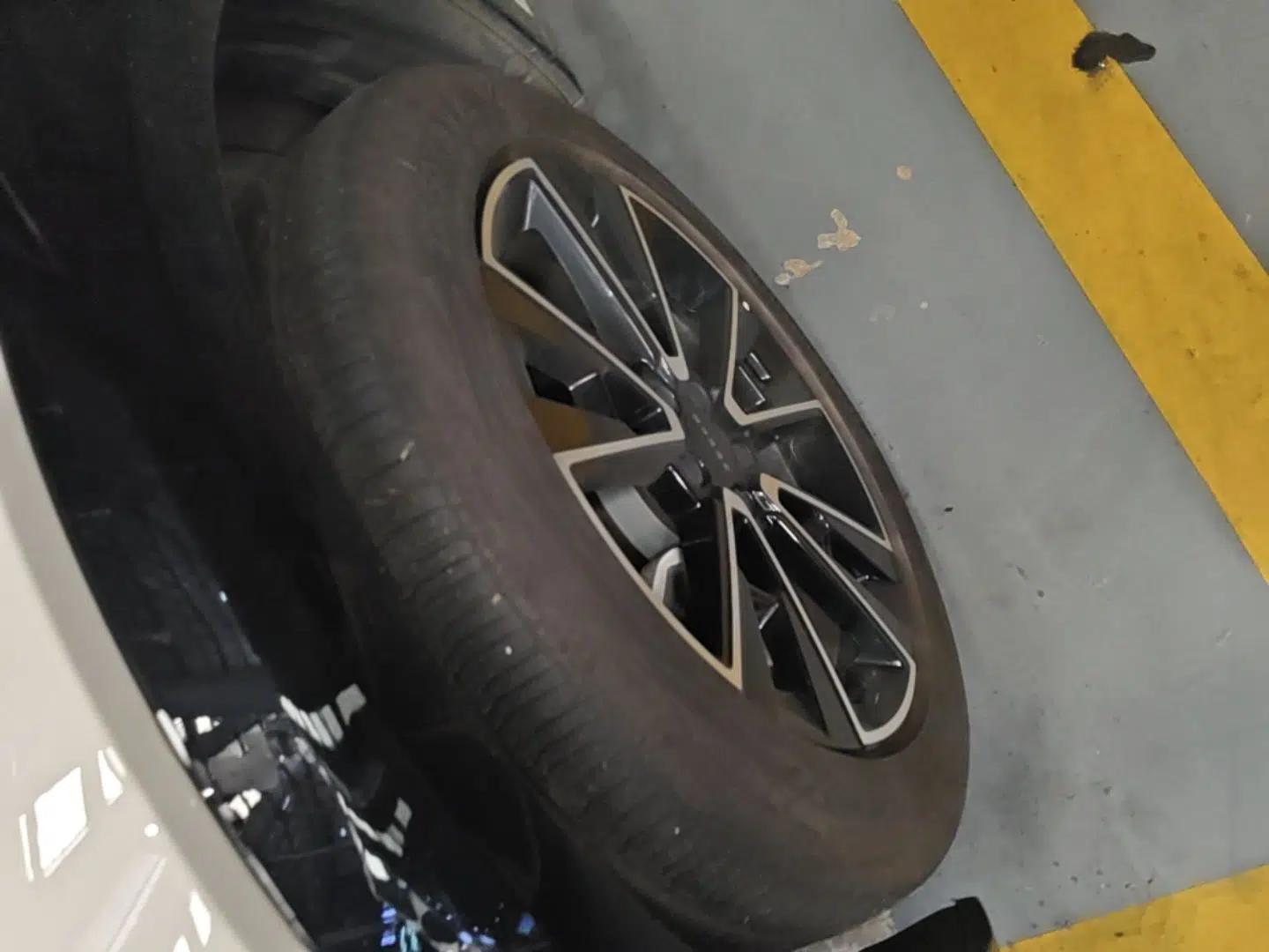 Used Zeekr X 2023 Rear-Drive YOU Edition 4 Seats — миниатюра 10