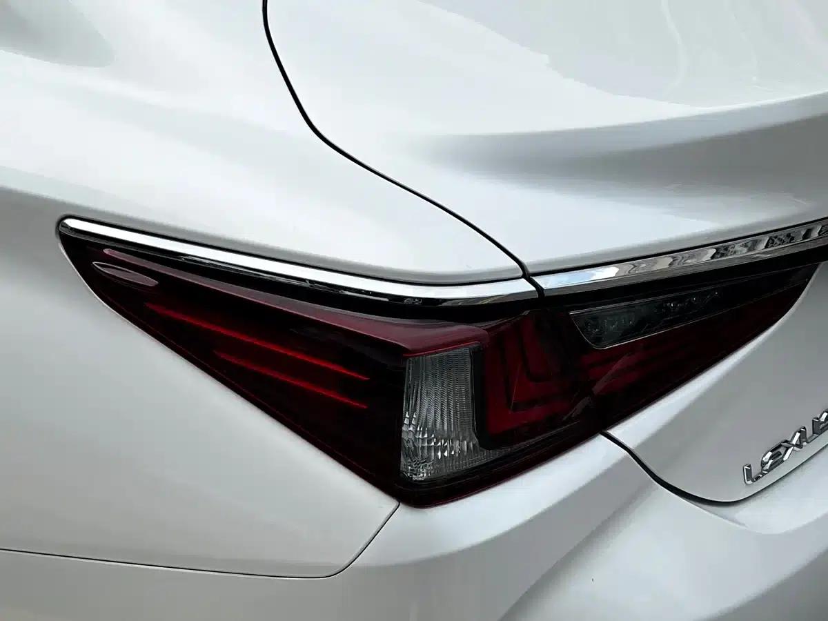 Lexus ES 2022 200 Premium Edition — миниатюра 7
