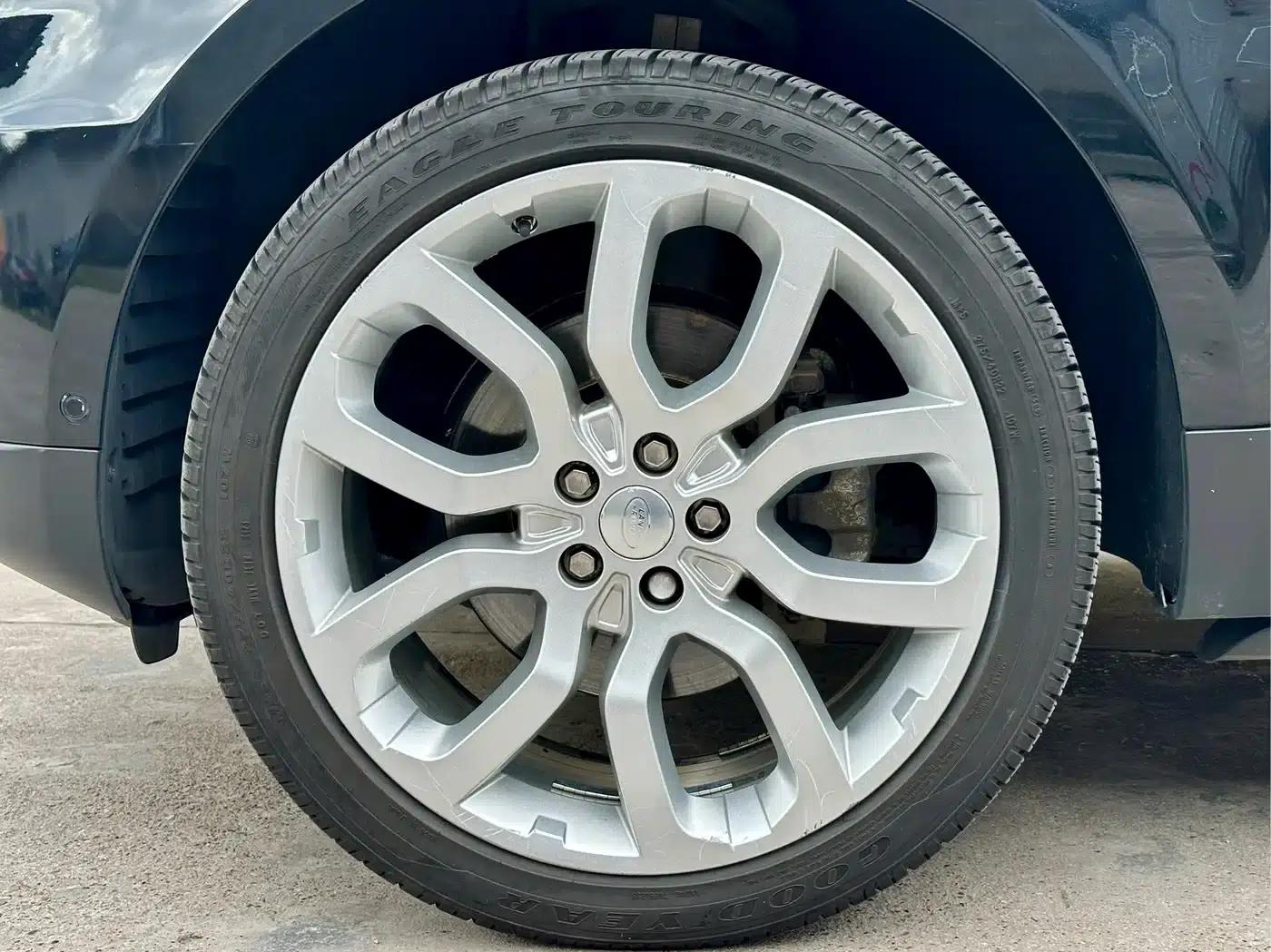 2014 Range Rover Sport (US Spec) — миниатюра 16