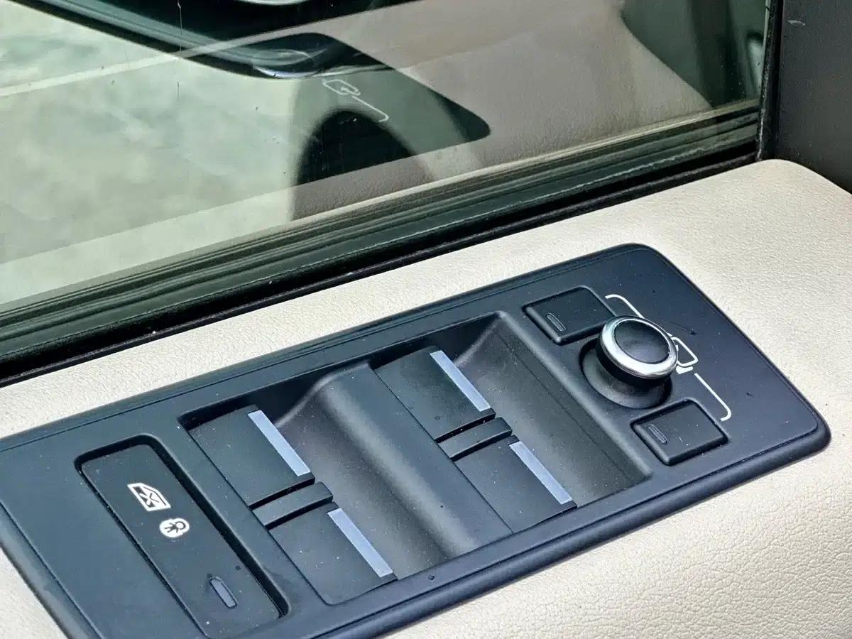 2014 Range Rover Sport (US Spec) — миниатюра 23