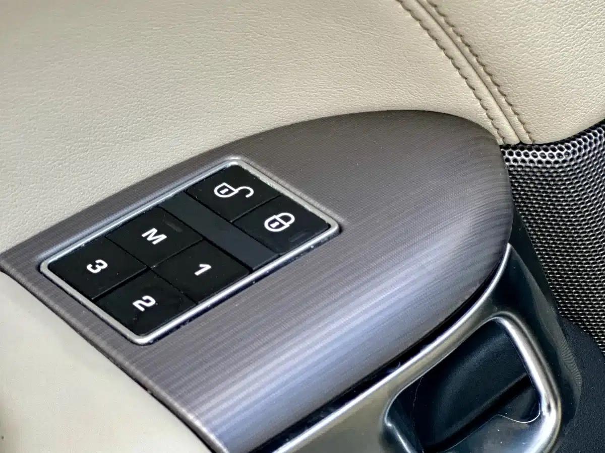2014 Range Rover Sport (US Spec) — миниатюра 26