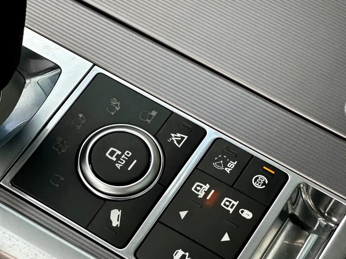 2014 Range Rover Sport (US Spec) — миниатюра 38