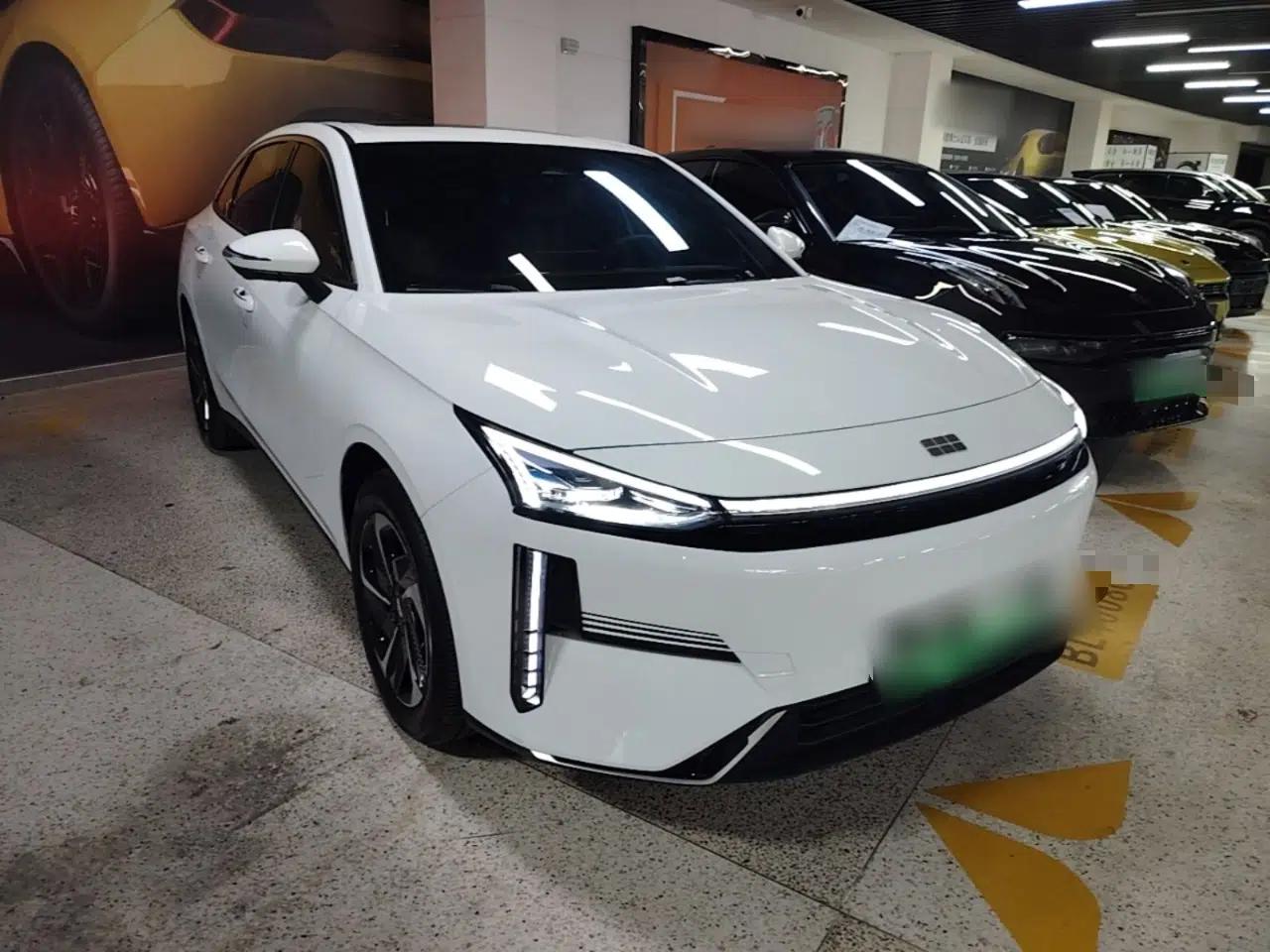 Used Geely Galaxy L6 2025 EM-i 140km Explorer+ Edition — миниатюра 3