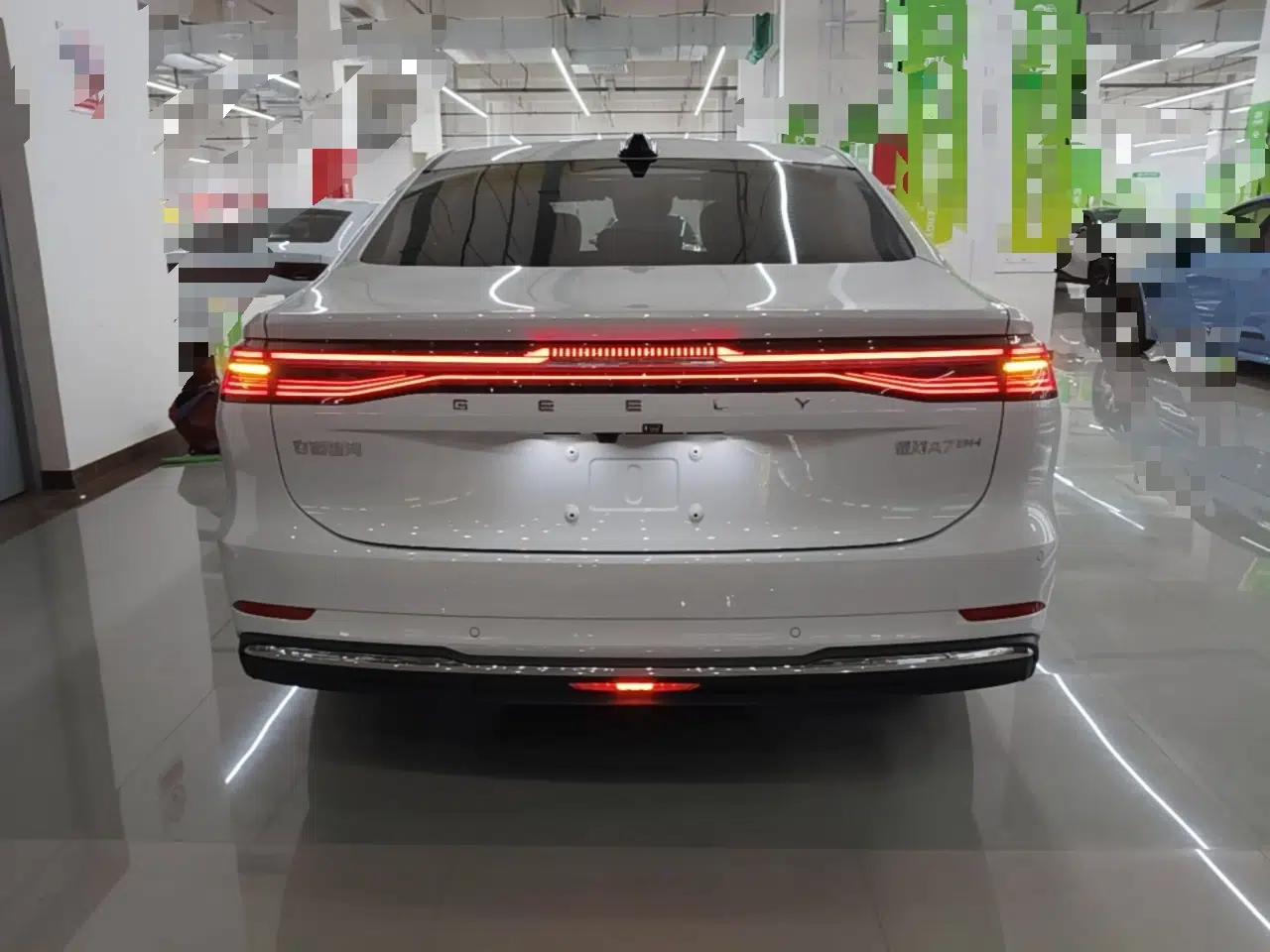 Used Geely Galaxy A7 2025 Model EM-i 150km Starship Edition — миниатюра 5